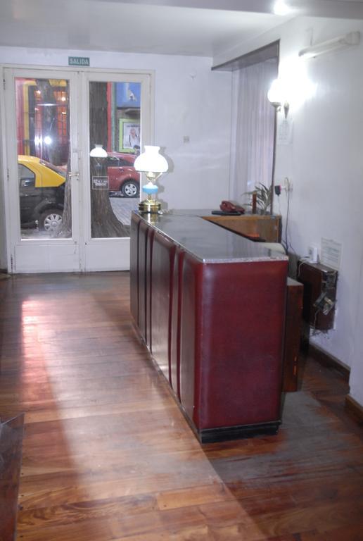 Hotel Aries Buenos Aires Bagian luar foto
