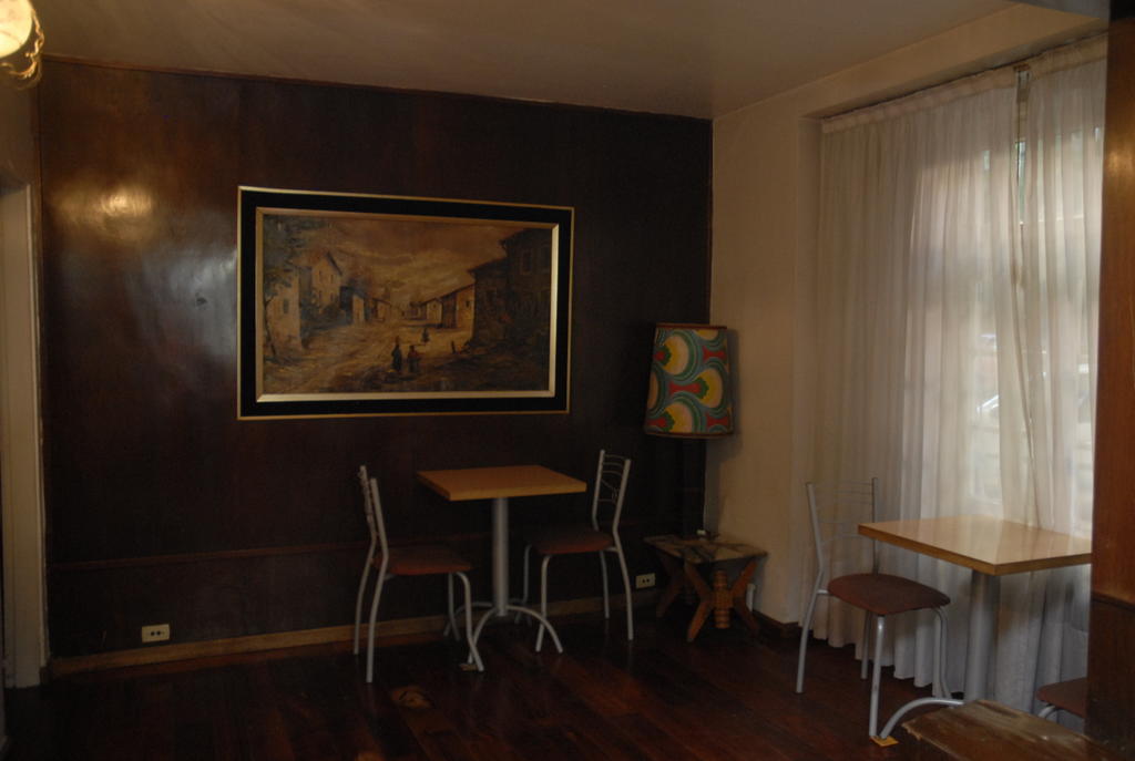 Hotel Aries Buenos Aires Bagian luar foto